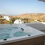 Galanos Villa *