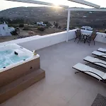 Galanos Villa *